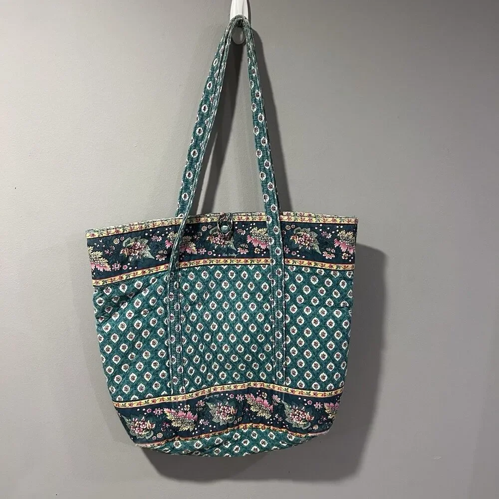 Vintage Vera Bradley Greenfield Quilted Large Tote Shoulder Bag Button close